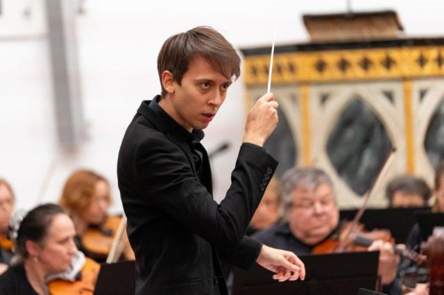 MS_250208_1544_hr MS_250208_1544_hr